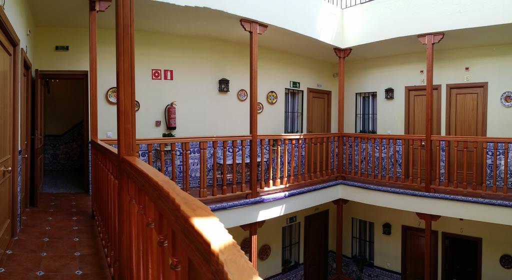 Pension Dona Trinidad Sevilla Dış mekan fotoğraf